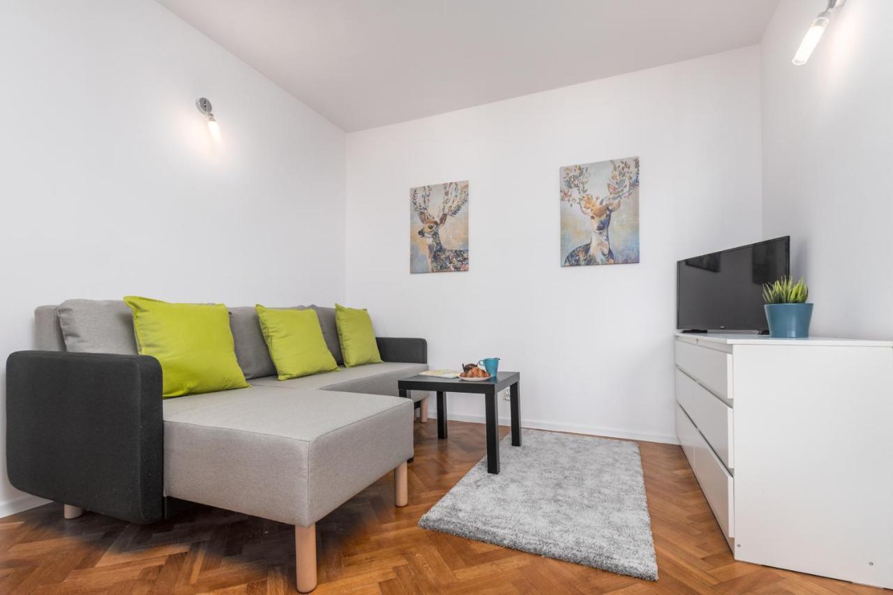 Apartaments Solec 79 By Noclegi Renters Varşova Dış mekan fotoğraf