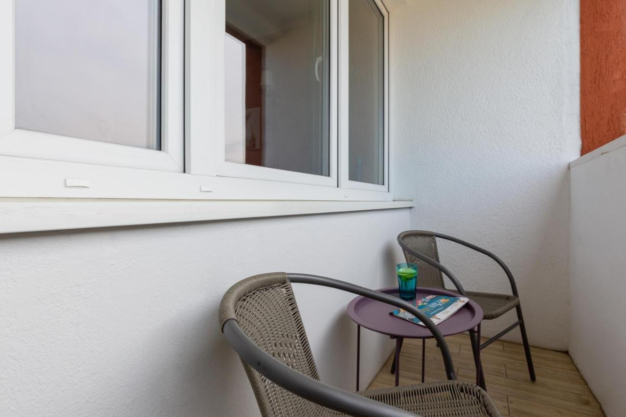 Apartaments Solec 79 By Noclegi Renters Varşova Dış mekan fotoğraf