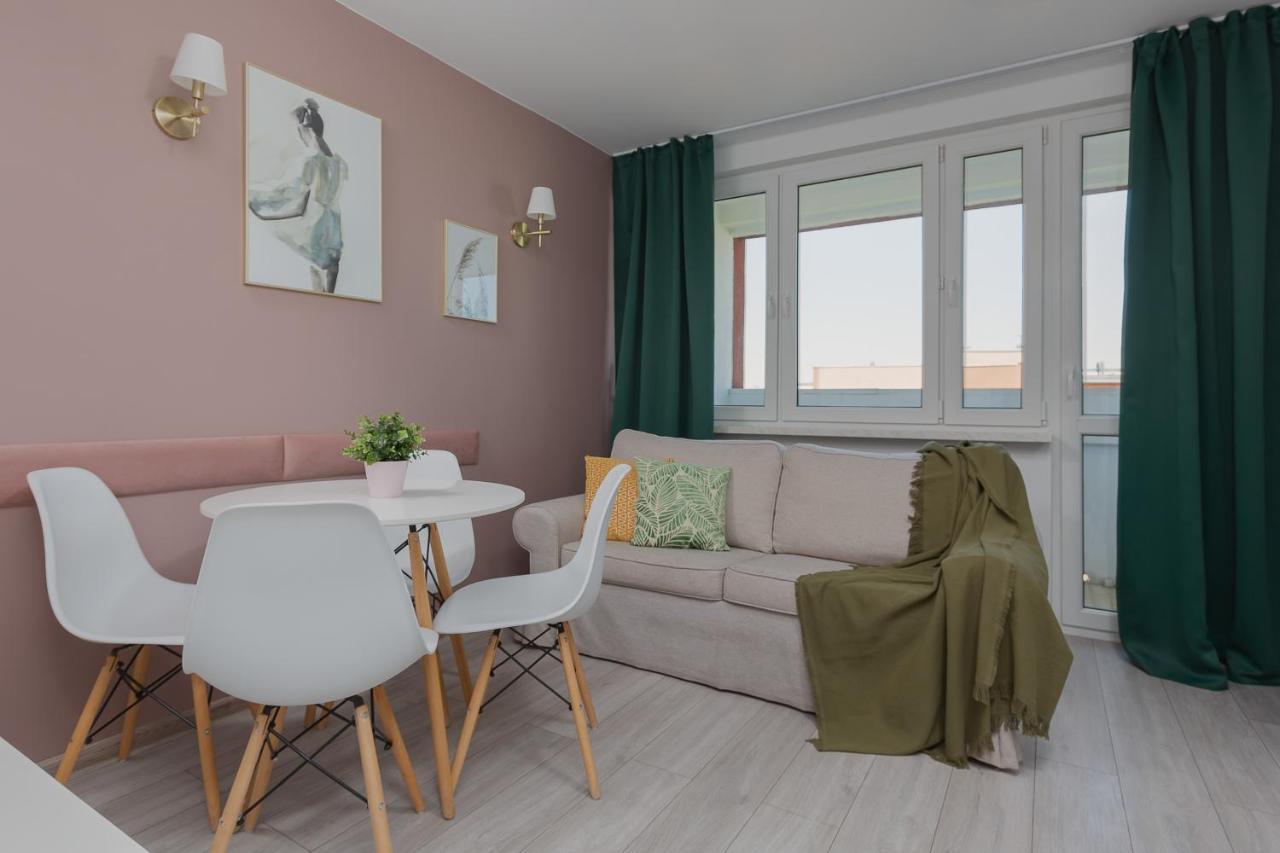 Apartaments Solec 79 By Noclegi Renters Varşova Dış mekan fotoğraf