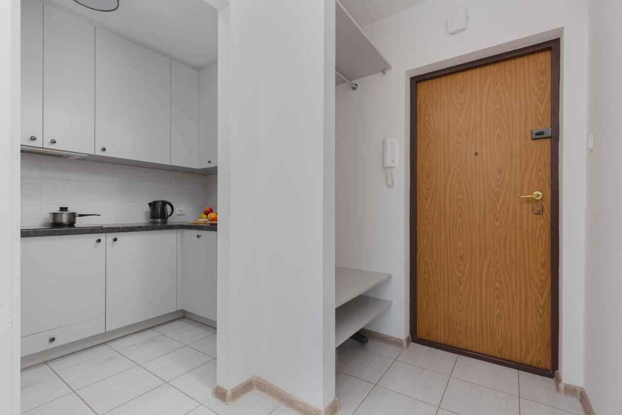 Apartaments Solec 79 By Noclegi Renters Varşova Dış mekan fotoğraf
