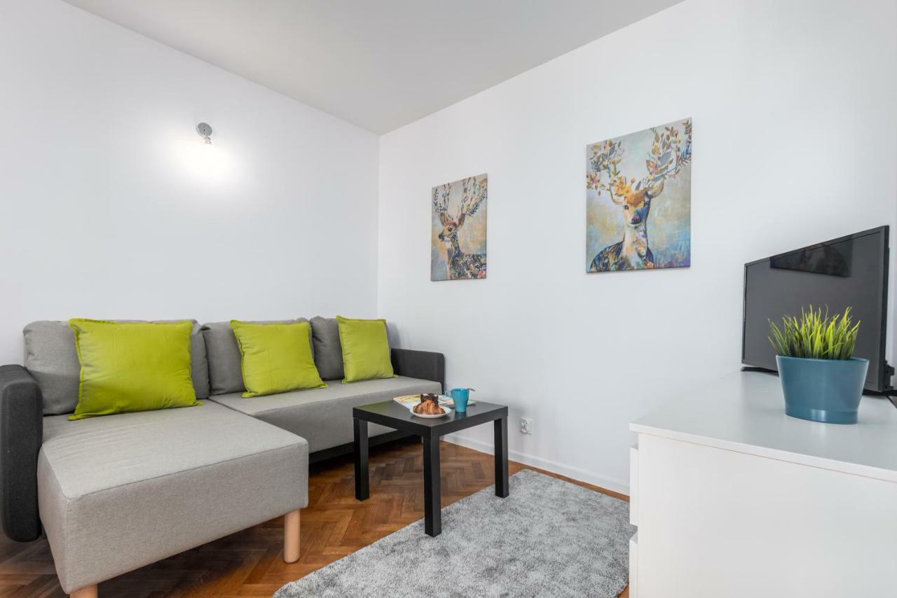 Apartaments Solec 79 By Noclegi Renters Varşova Dış mekan fotoğraf