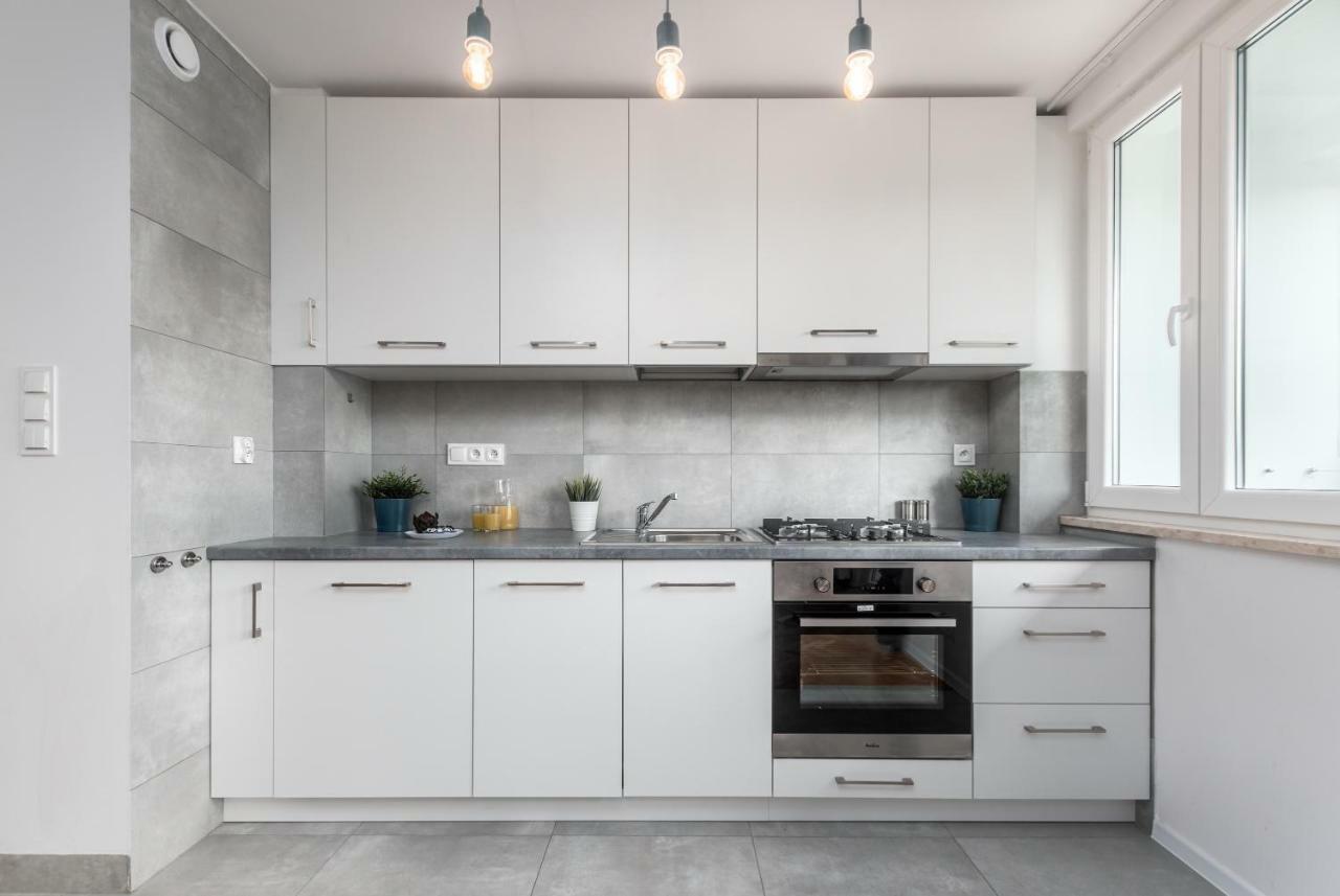 Apartaments Solec 79 By Noclegi Renters Varşova Dış mekan fotoğraf